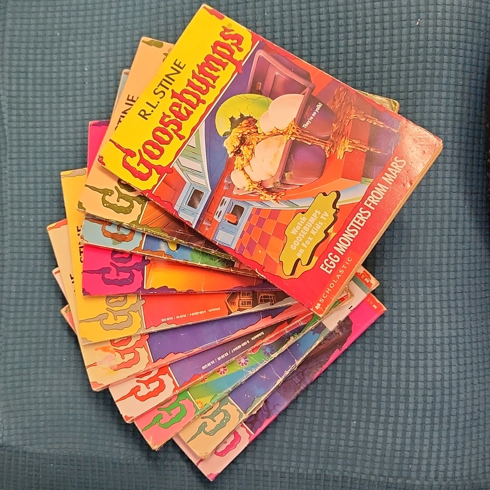 Set of Goosebumps Books